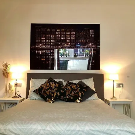 Appartement City Centre Canalview Holiday